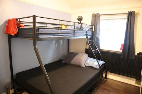 28 Beavers Lane, Hounslow, TW4 6EN