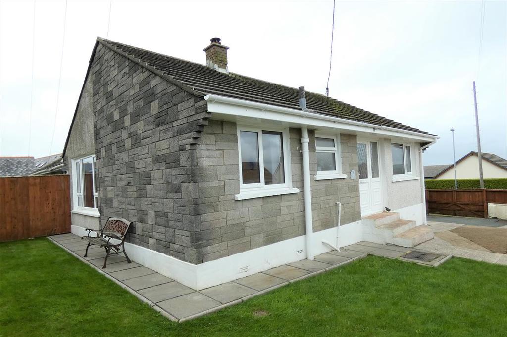 Summerhill Park, Simpson Cross... 2 bed bungalow £165,000
