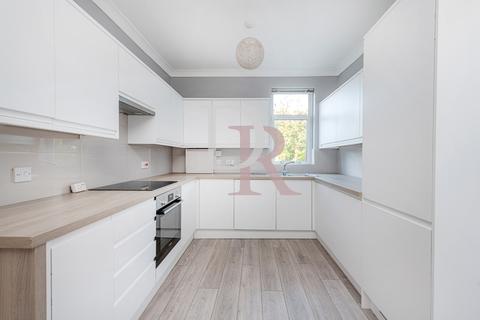 2 bedroom flat for sale - Albert Road, London N22