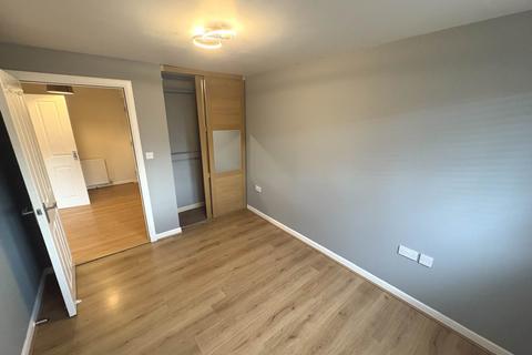 2 bedroom flat to rent, Porterfield Road, Renfrew