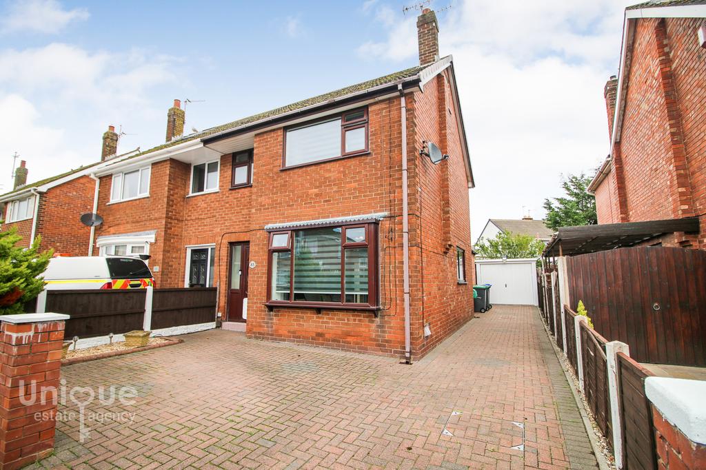Hastings Avenue, Bispham, FY2 3 bed semidetached house £160,000