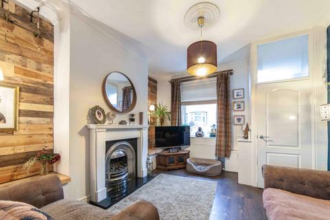 8 Alva Road, Oldham, OL4 2NS