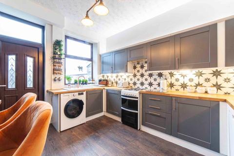 8 Alva Road, Oldham, OL4 2NS