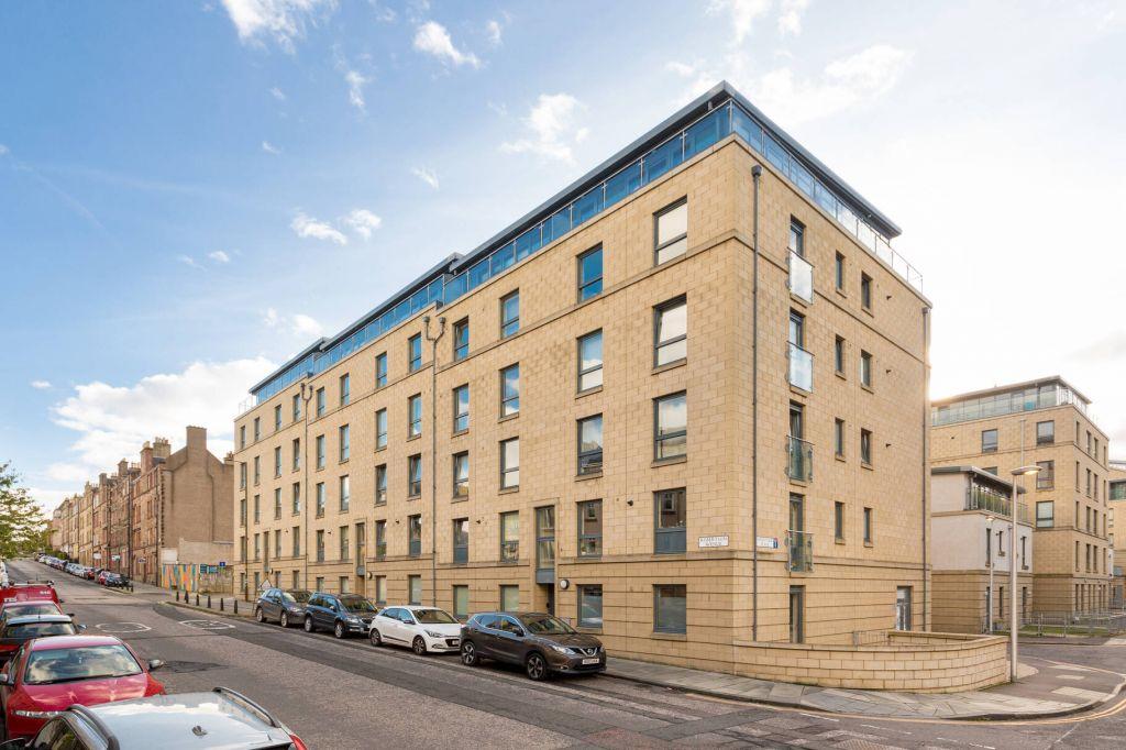 2C/8 Robertson Avenue, Shandon, Edinburgh, EH11 1PZ 2 bed flat £225,000