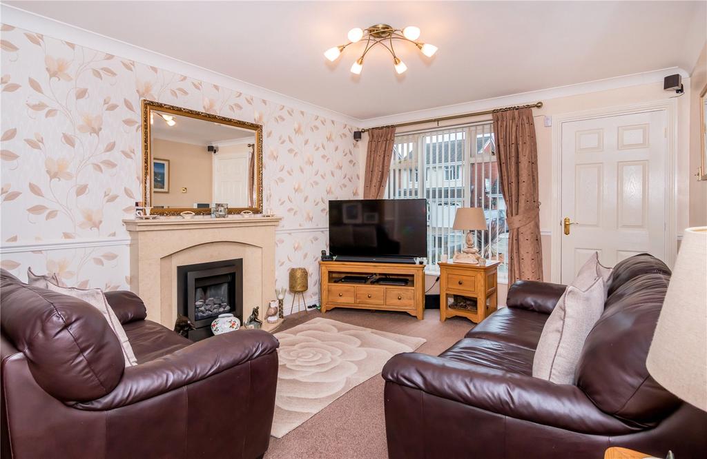 Blackbrook Way, Moseley Parklands... 3 bed semidetached house £210,000