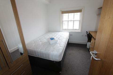 8 bedroom flat to rent - Regent Street, Leamington Spa, CV32
