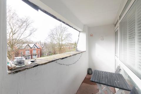 Flat 6, Claire Court Monk Bridge Road, Leeds, LS6 4DX