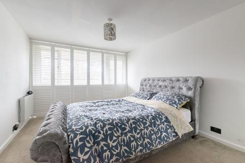 Flat 6, Claire Court Monk Bridge Road, Leeds, LS6 4DX