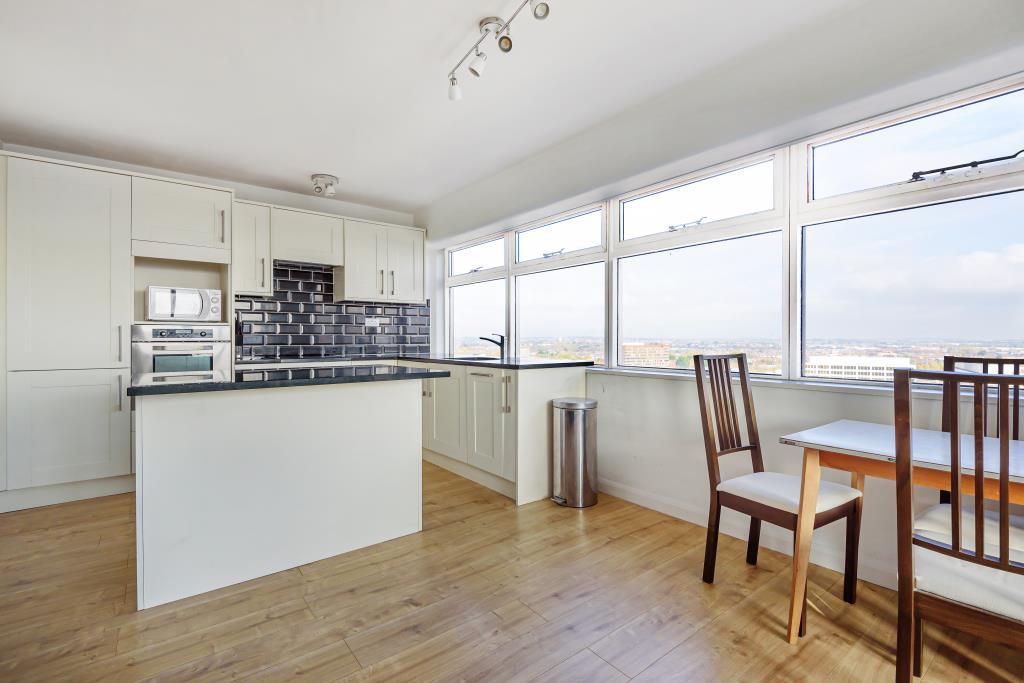 Kitchen/Dining Area