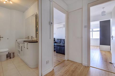 22 David Murray John Tower, Swindon, SN1 1LP