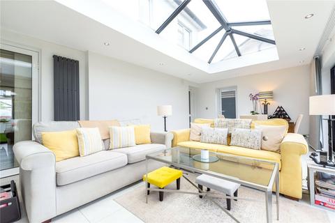 27 Holbrook Way, Bromley, BR2 8EF