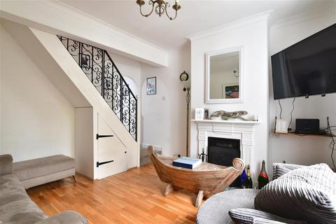 3 Button Street, Swanley, BR8 8DY