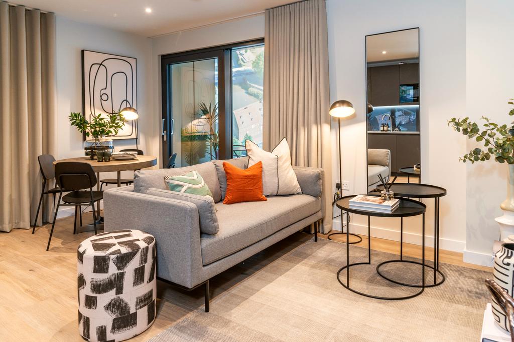 Lounge NEW.jpg