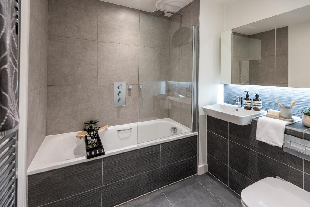 Leaside Lock - Bathroom