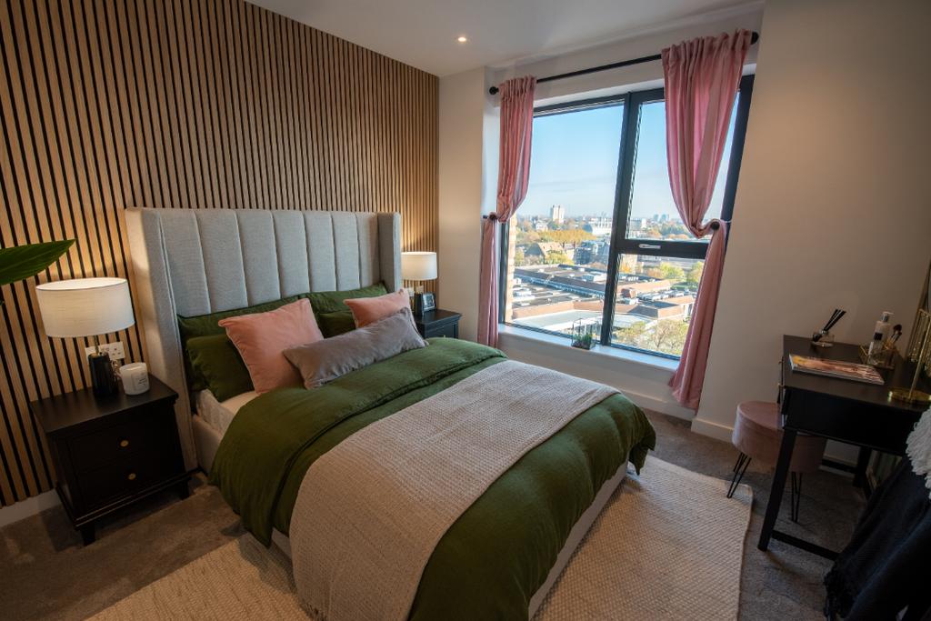 Leaside Lock - Bedroom 3