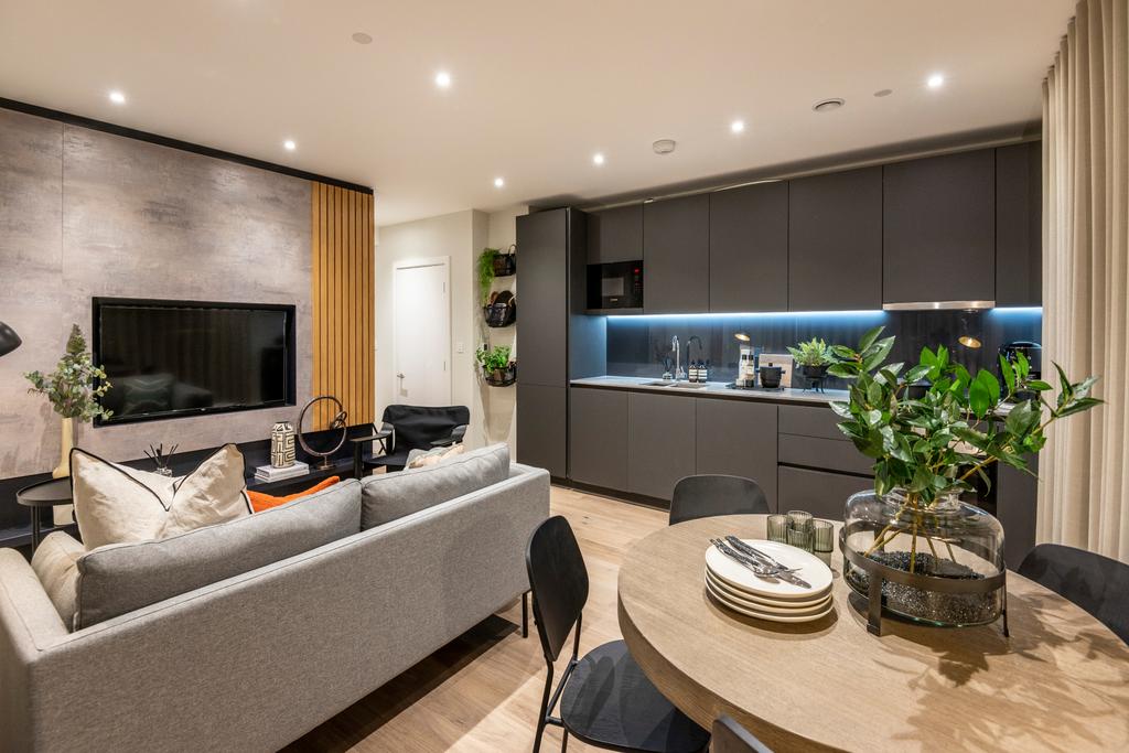 Lounge Dining Kitchen.jpg