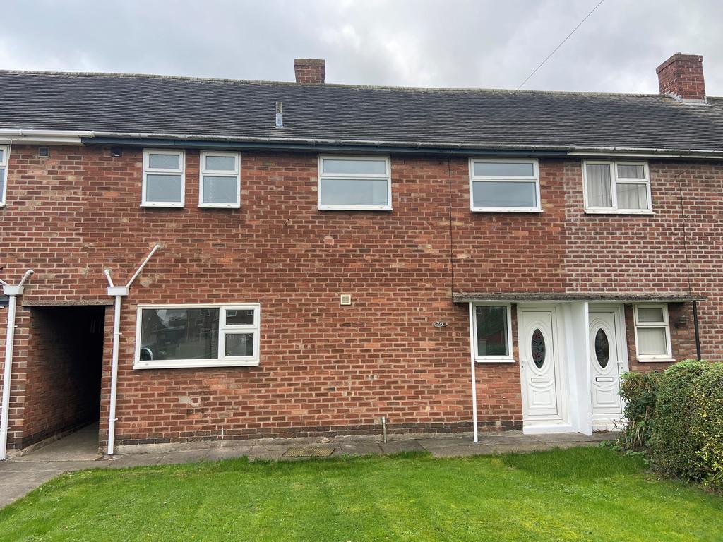 Manor Drive, Brimington, Chesterfield 3 bed terraced house £700 pcm