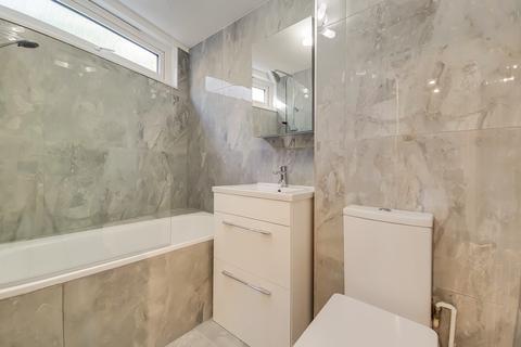 94 Rainhill Way, London, E3 3JD