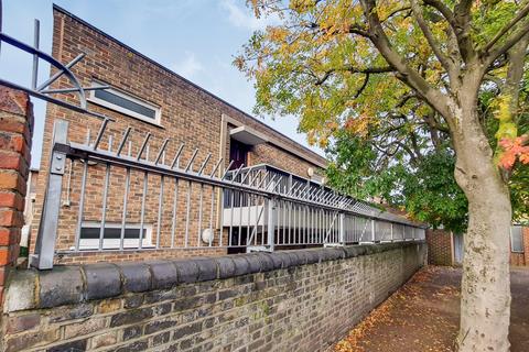 94 Rainhill Way, London, E3 3JD