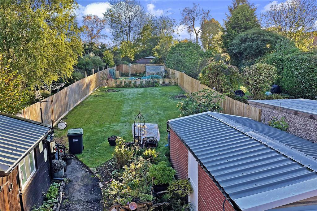 Deanland Road, Haywards Heath, West Sussex 3 bed semidetached house £600,000