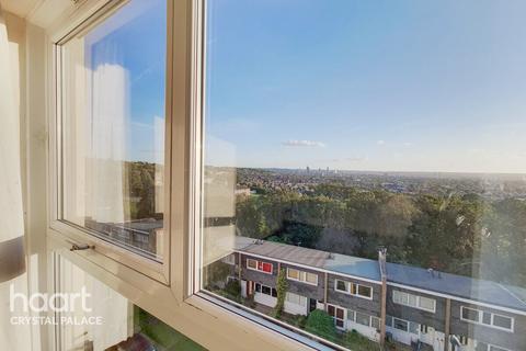 2 bedroom flat for sale, Priory Crescent, London