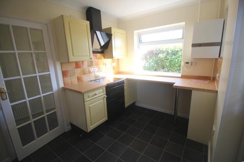 2 bedroom semi-detached bungalow to rent, Diplock Close, Polegate BN26