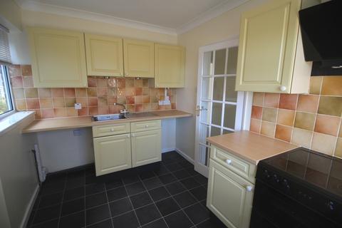 2 bedroom semi-detached bungalow to rent, Diplock Close, Polegate BN26