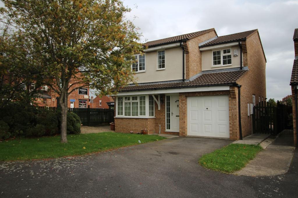 Smithfield Road, Darlington, DL1 4 bed detached house £200,000