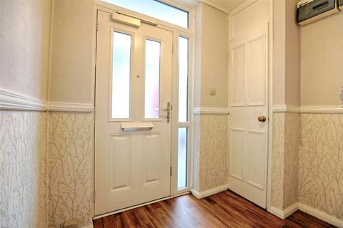 2 bedroom penthouse to rent - Longleat, Horsefair Street, Charlton Kings, Cheltenham, GL53