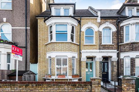 Flat 1, 26 Maple Road, London, SE20 8HE