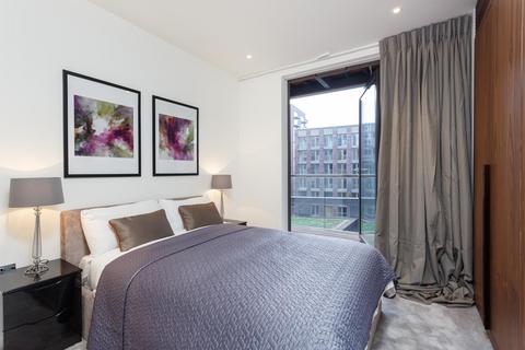 2 bedroom apartment for sale, Ambassador Building, Embassy Gardens, London, SW11