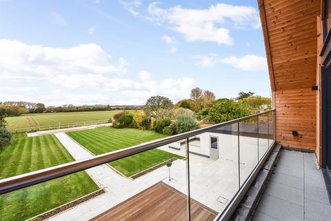 Little Tangley Middle Way, Kingston Gorse, Littlehampton, BN16 1SB