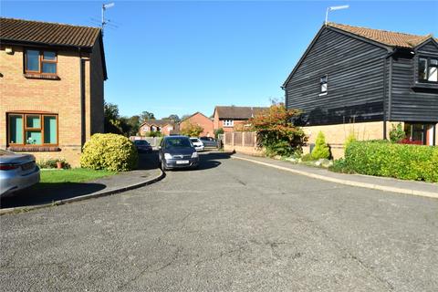 32 Bridgestone Drive, Bourne End, SL8 5XH