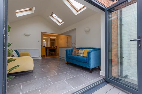 27 Nursery Road, Edgbaston, Birmingham, B15 3JX