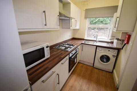 3 bedroom terraced house to rent, 33 Neill Road, Ecclesall