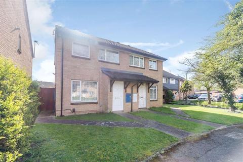 10 Lanata Walk, Hayes, UB4 9PY