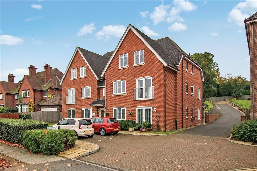St. Francis Close, Berkhamsted 2 bed flat £1,200 pcm (£277 pw)