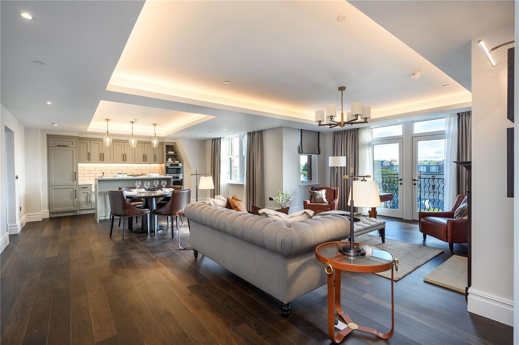 Dining/Living Room