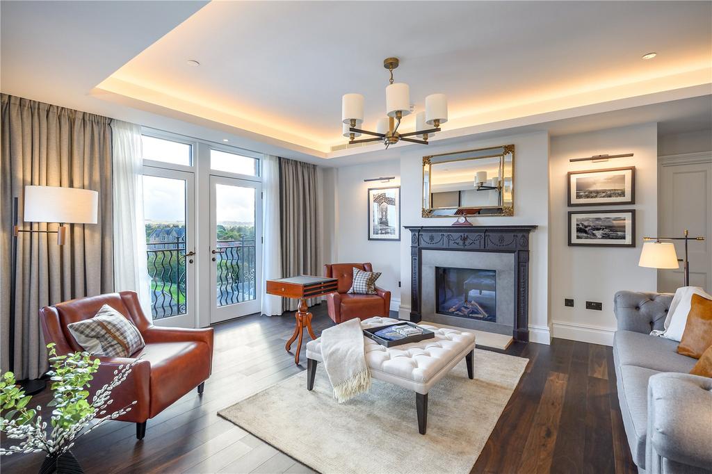 Dining/Living Room