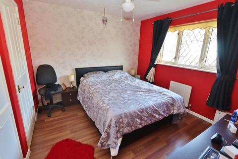 16a Cartel Close, Purfleet, RM19 1RZ