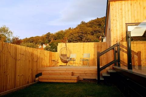 4 Parc Bron Deg, Dyserth, Rhyl, LL18 6BQ