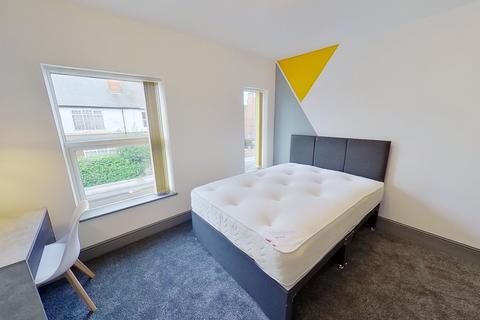 5 bedroom house to rent - Marlborough Road, Beeston, Nottingham