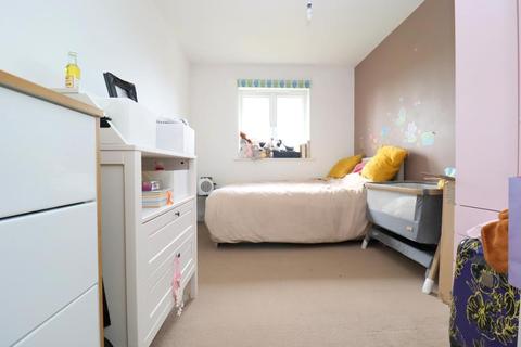 2 bedroom apartment for sale - Foxglove Way, New Bedford Road Area, Luton, Bedfordshire, LU3 1EA