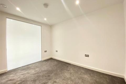 2 bedroom apartment to rent, Parkview House, 14 Oaklands Park, Wokingham, RG41