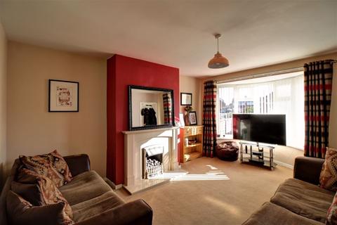 13 Clifton Close, Choppington, NE62 5AZ
