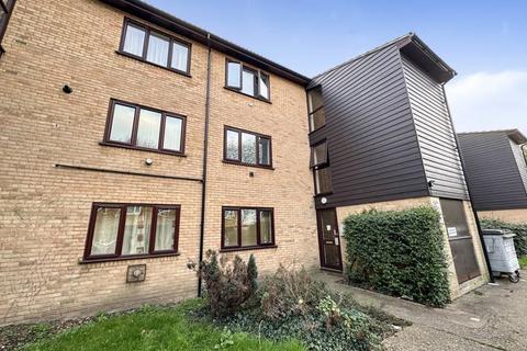 1 bedroom flat to rent, Victoria Road, Slough, SL2