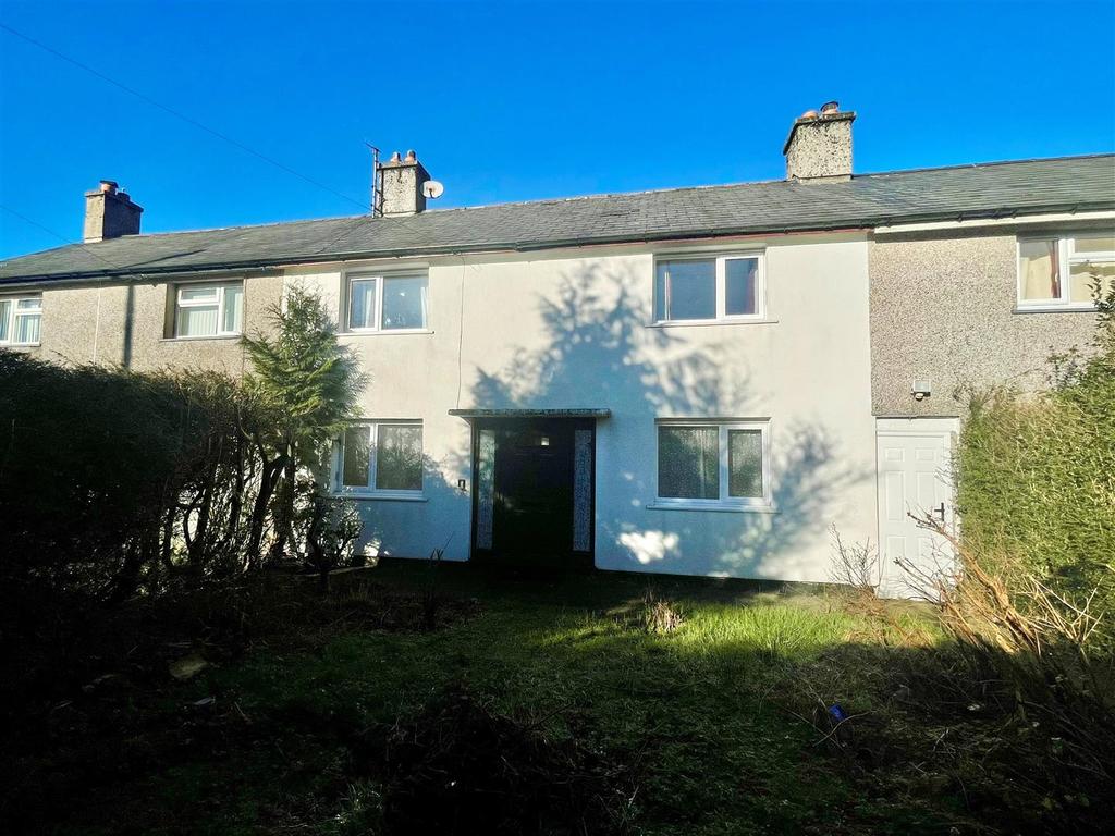 Penygwndwn Estate, Blaenau Ffestiniog 3 bed terraced house £125,000