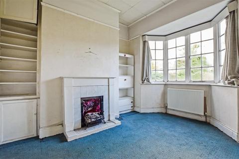 999 Anlaby Road, Hull, HU4 7PN
