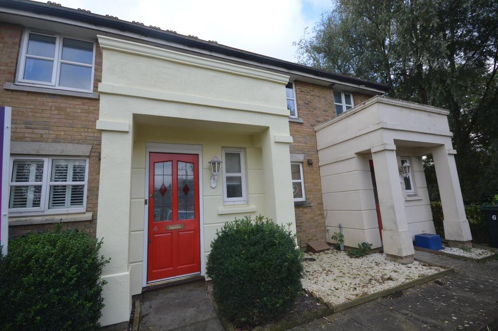 Mill Court, Ashford 3 bed terraced house £1,100 pcm (£254 pw)