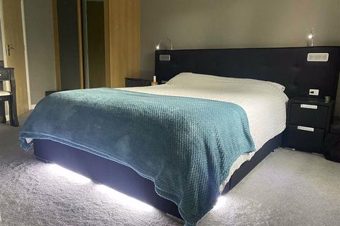 61 White Farm, Barry, CF62 9EU